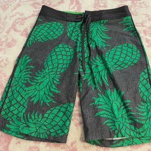 Old Navy Pineapple board short with drawstring